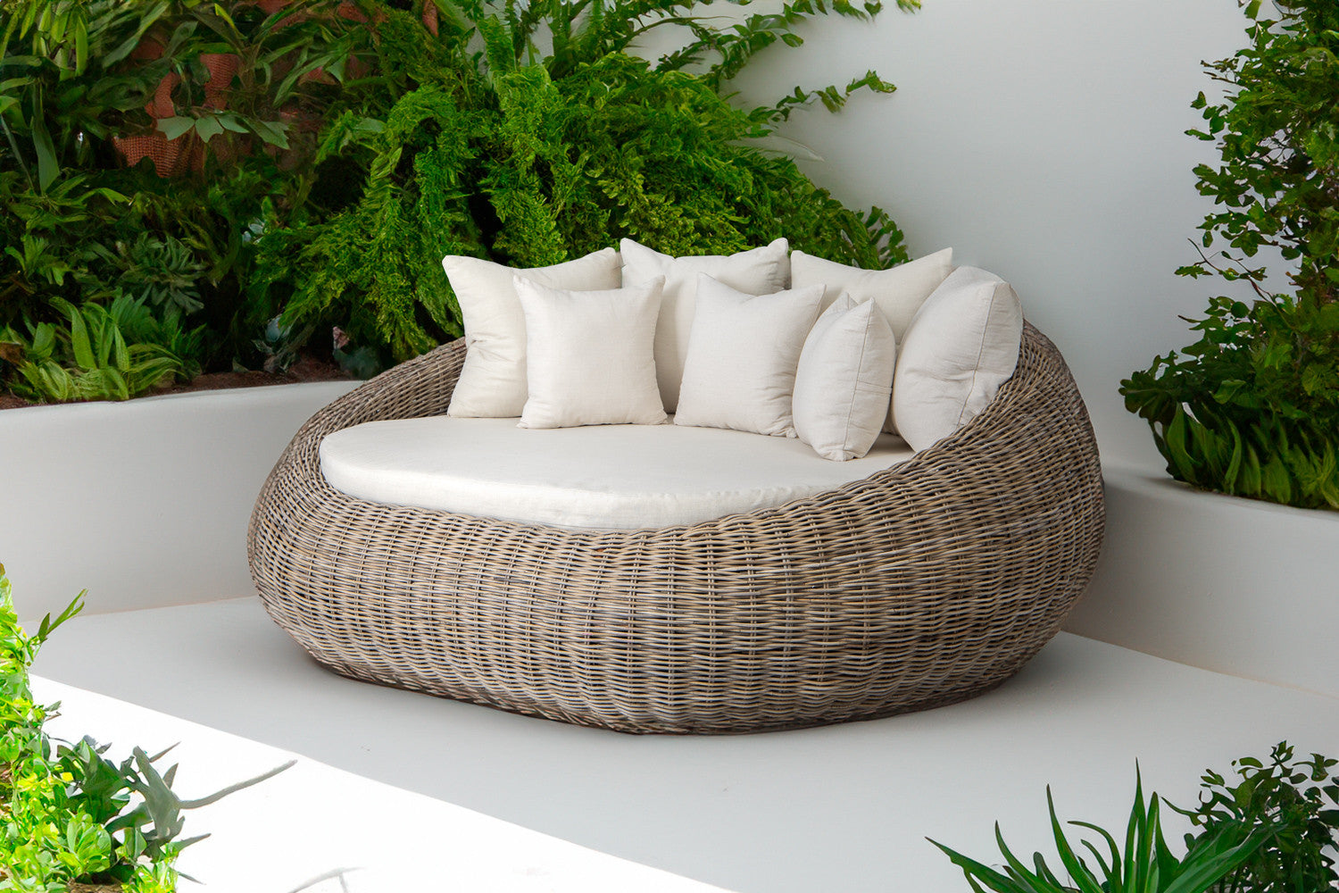 Patio Loungebed – Minimalistische vormgeving