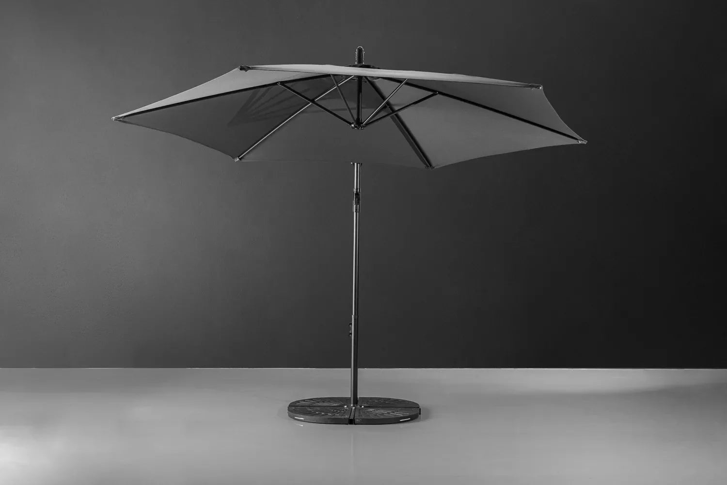 Miami Zweefparasol (Grijs) – Moderne schaduwoplossing